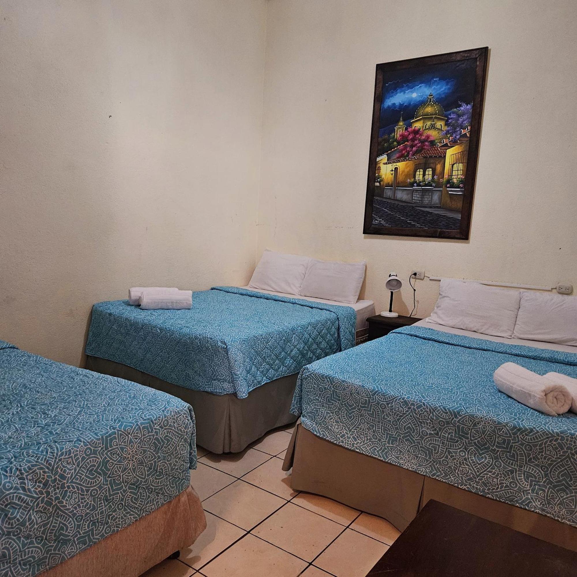 Cermeno'S House Otel Antigua Dış mekan fotoğraf