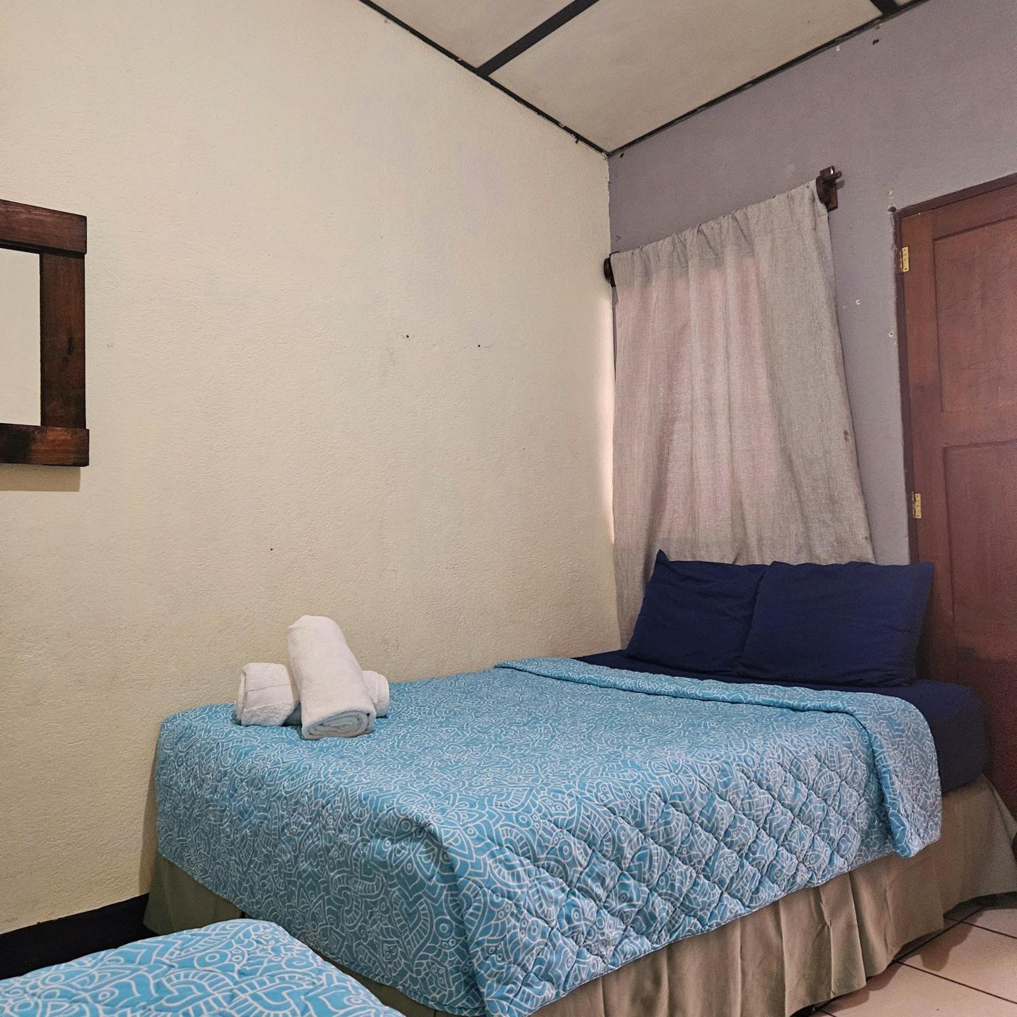 Cermeno'S House Otel Antigua Dış mekan fotoğraf